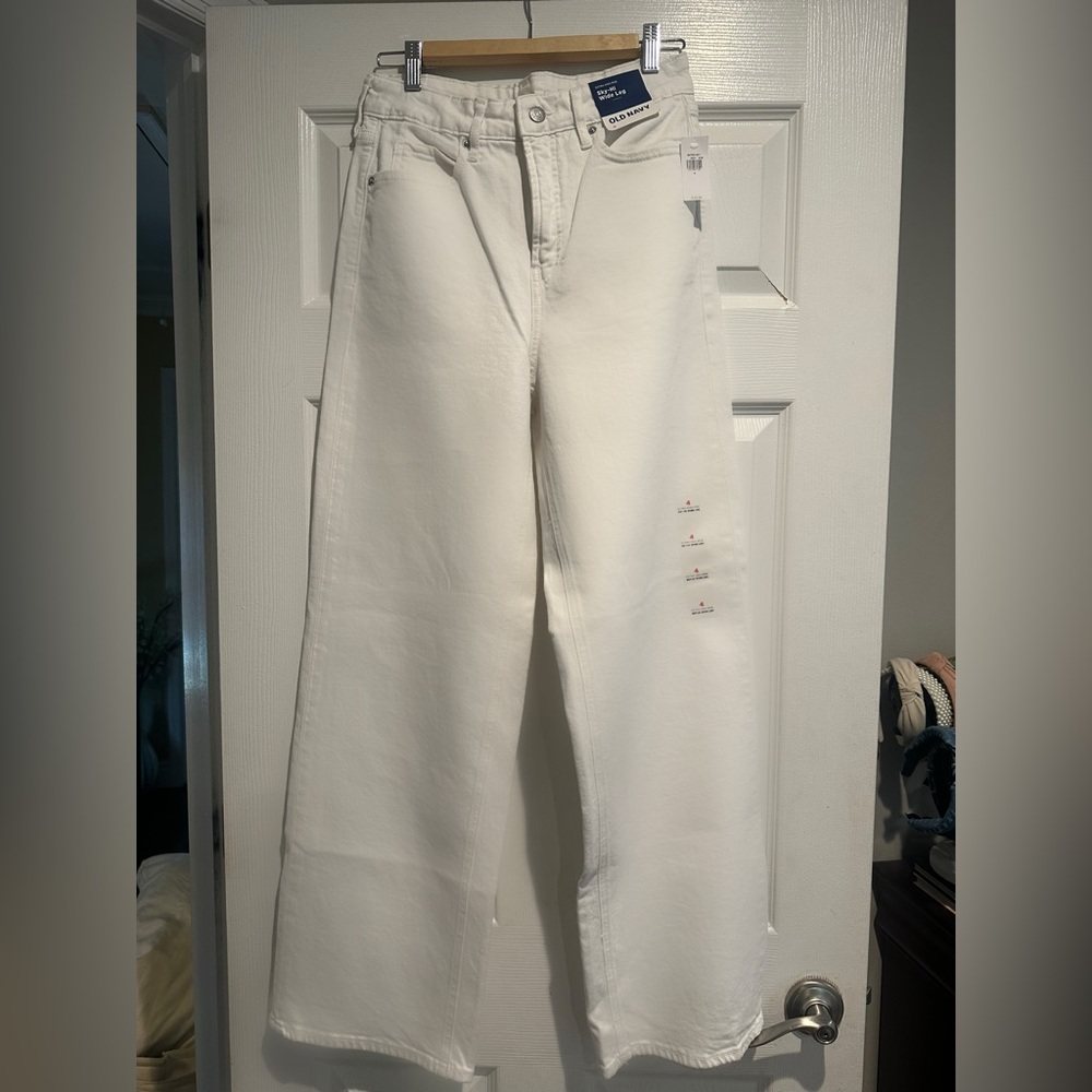 White Wide Leg Jeans - BRAND NEW